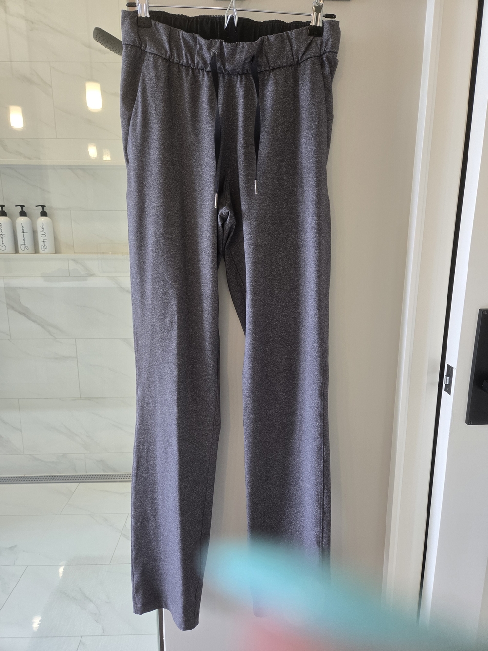 lululemon athletica Men's Charcoal Gray Drawstring Joggers